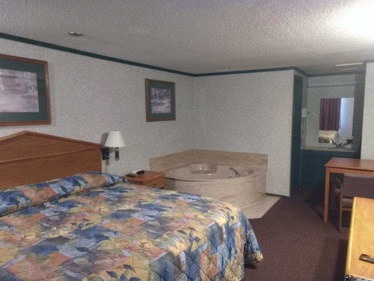 Kensington Inn - Howell Eksteriør bilde
